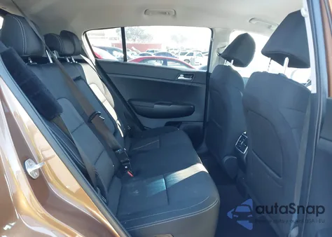 2020 Kia Sportage Lx z USA, uszkodzony, nr VIN KNDPM3AC0L7795897